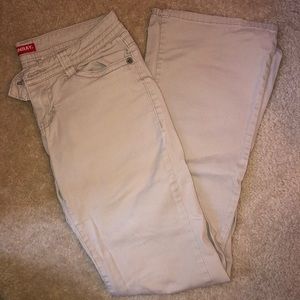 Women’s khaki pants